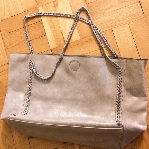 Tote - Picture 3 of 3